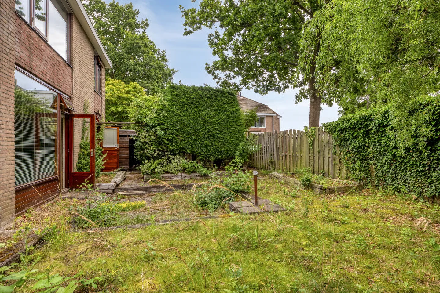 Achtertuin, huidige situatie